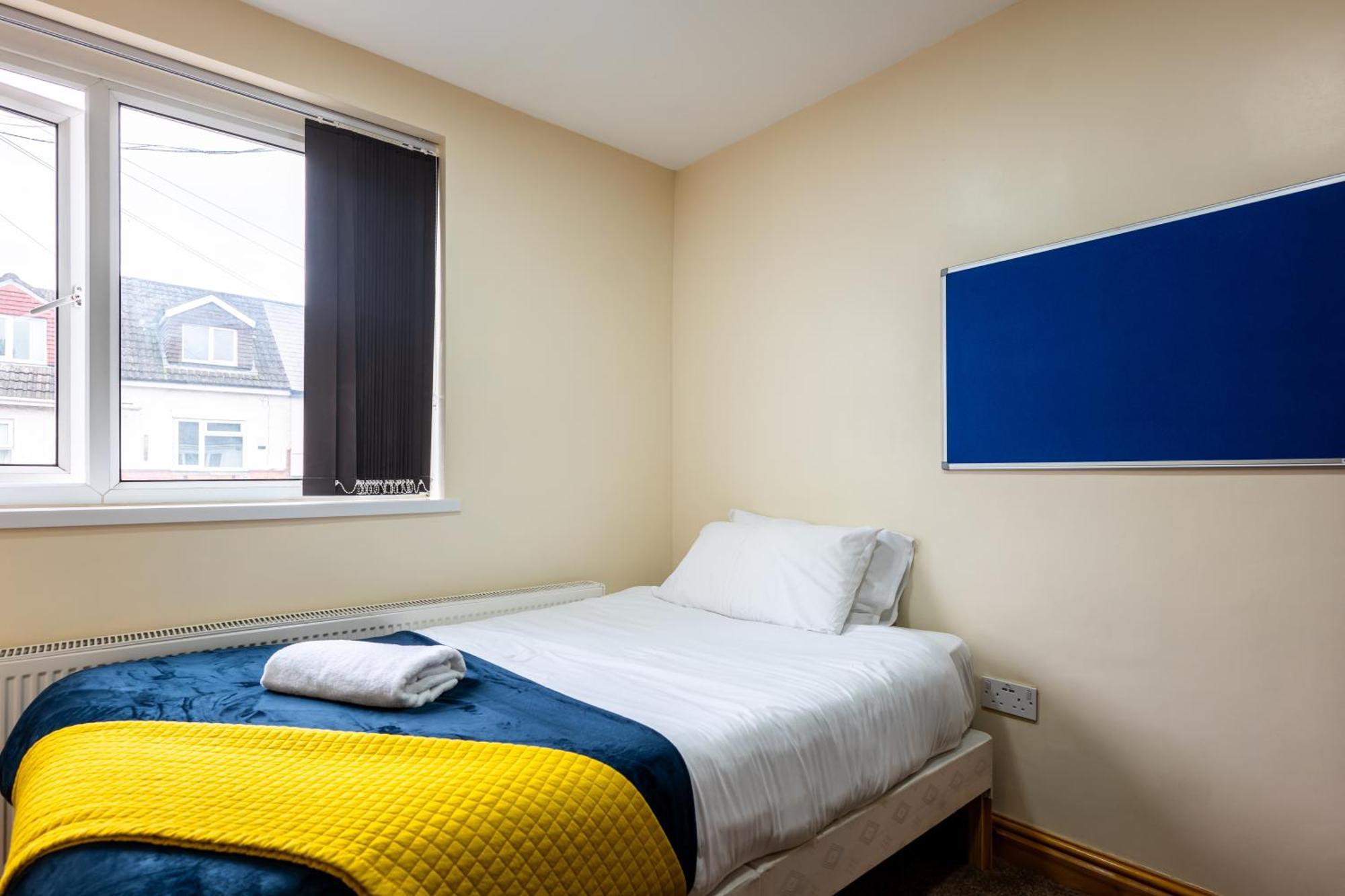 Private Rooms With Private Bathrooms In Selly Oak 버밍엄 외부 사진