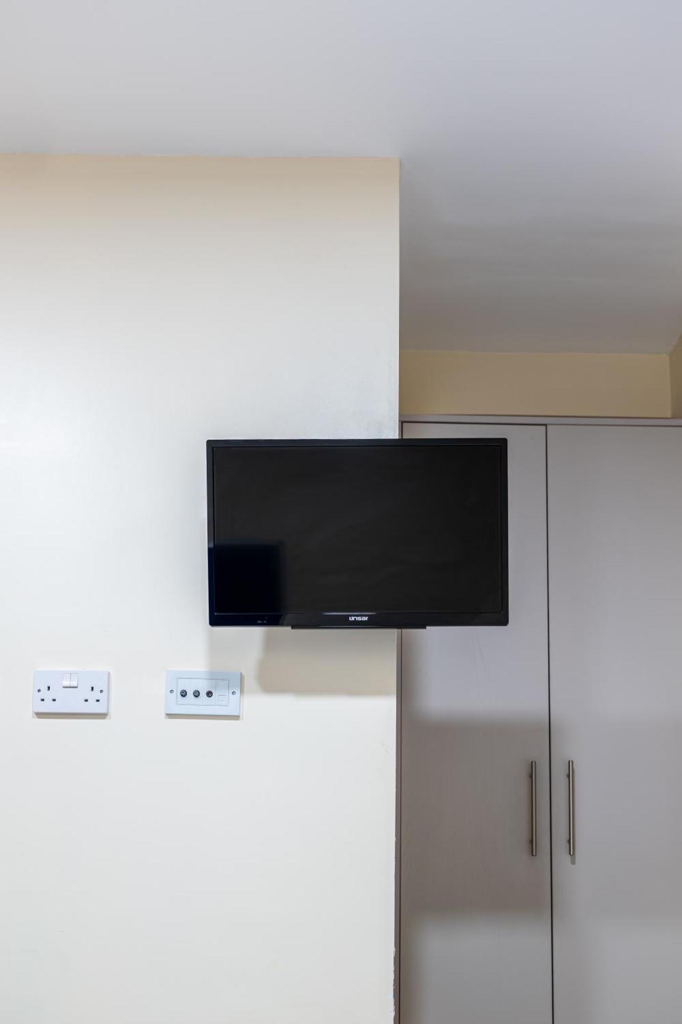 Private Rooms With Private Bathrooms In Selly Oak 버밍엄 외부 사진