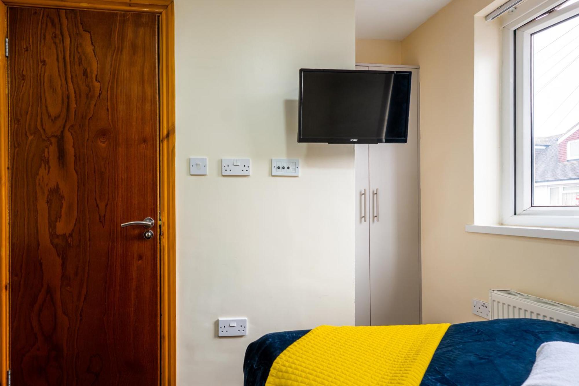 Private Rooms With Private Bathrooms In Selly Oak 버밍엄 외부 사진