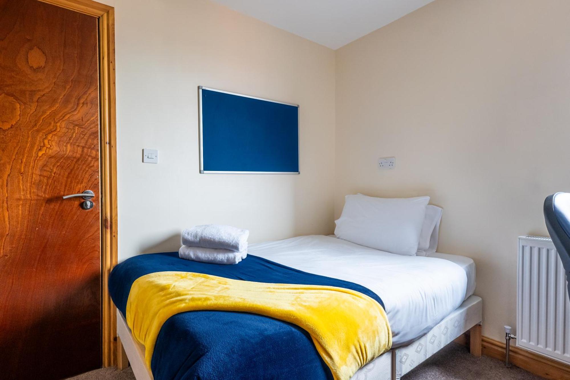 Private Rooms With Private Bathrooms In Selly Oak 버밍엄 외부 사진